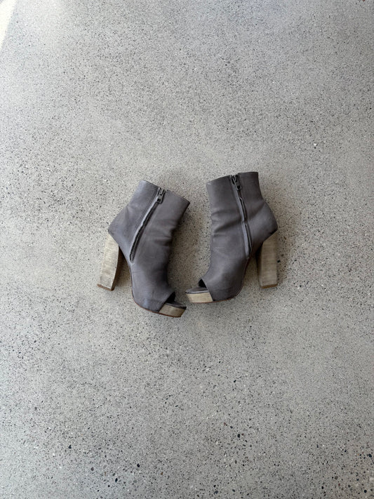 AllSaints Boots