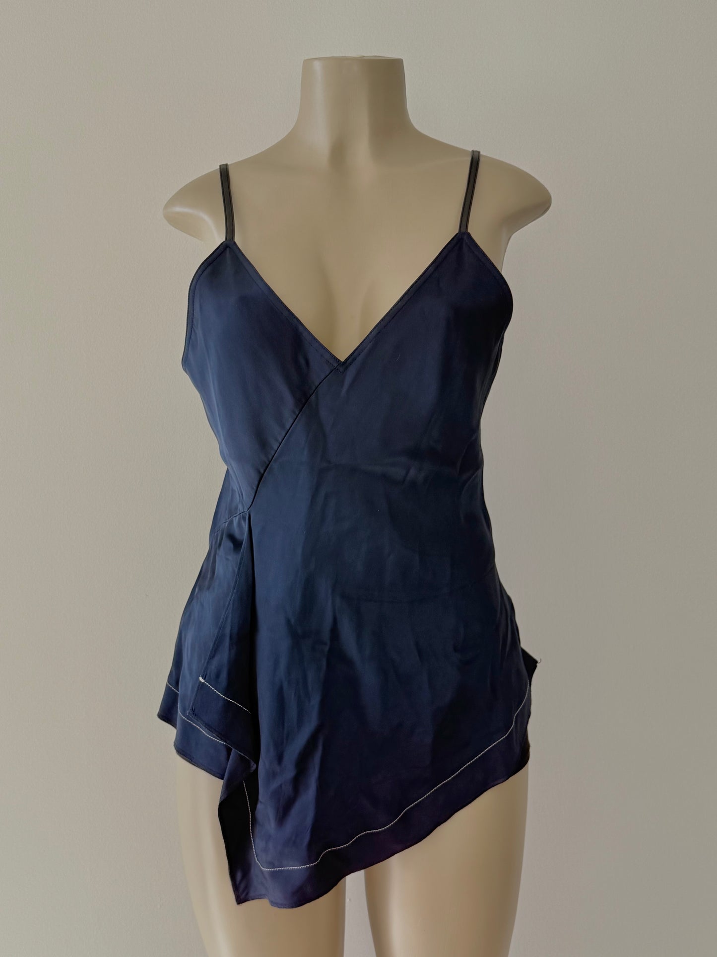 Helmut V Top