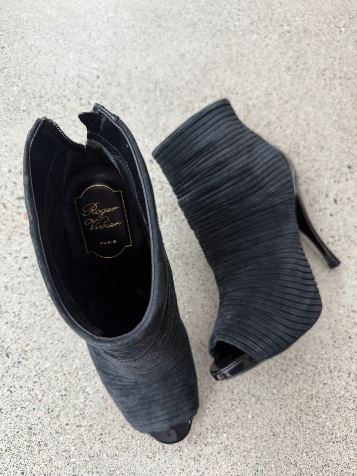 Vivier Suede Heel