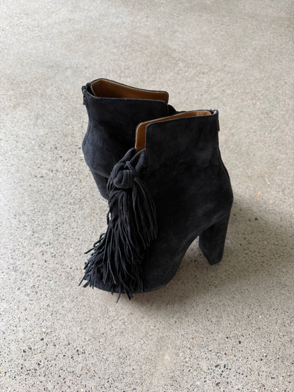 Fringe Boot